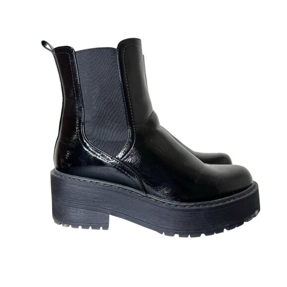 Soda "Yossi" Black Patent Leather Chunky Lug Sole Chelsea Boots, Size 10 - Picture 2 of 12